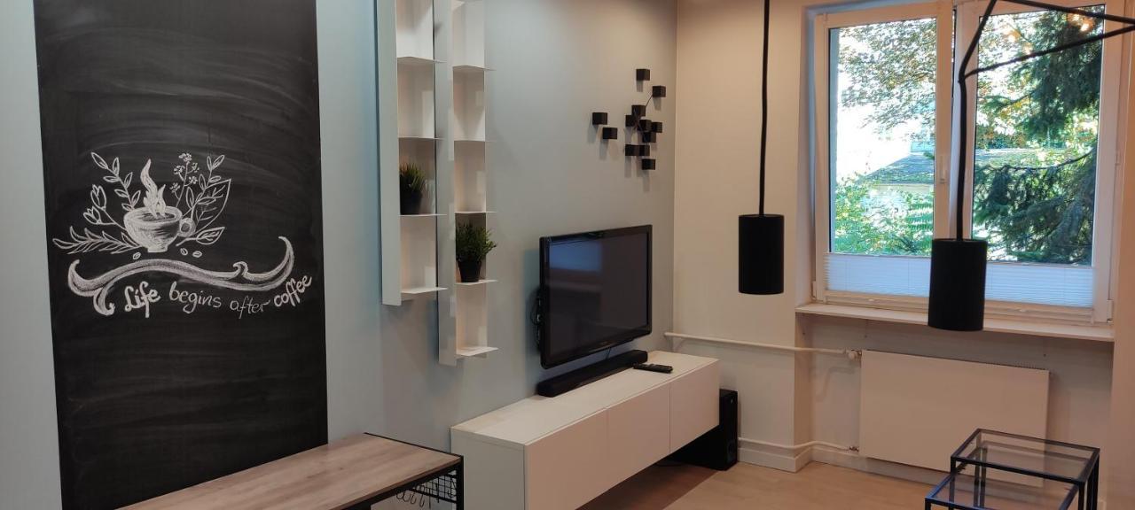 Be My Guest- Fontany Luxury Apartment Metro Wi-Fi Free Parking Zone 华沙 外观 照片
