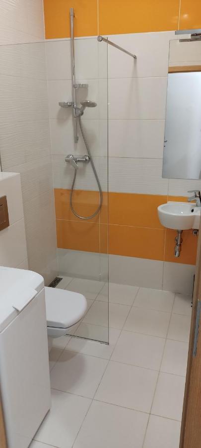 Be My Guest- Fontany Luxury Apartment Metro Wi-Fi Free Parking Zone 华沙 外观 照片
