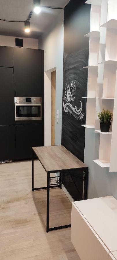 Be My Guest- Fontany Luxury Apartment Metro Wi-Fi Free Parking Zone 华沙 外观 照片