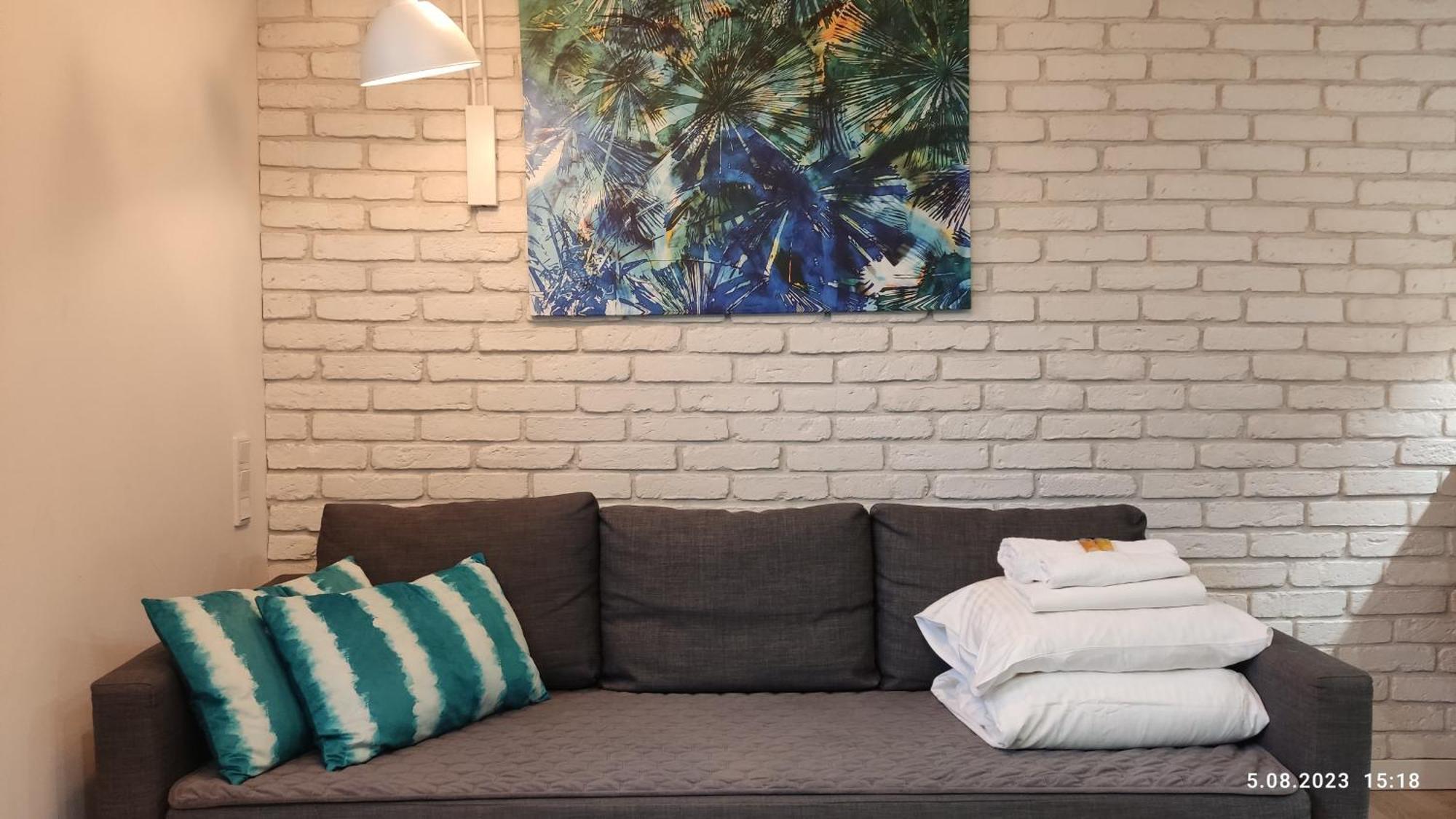 Be My Guest- Fontany Luxury Apartment Metro Wi-Fi Free Parking Zone 华沙 外观 照片